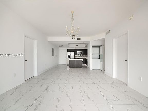 5th image of 90 SW 3rd St APT 2602