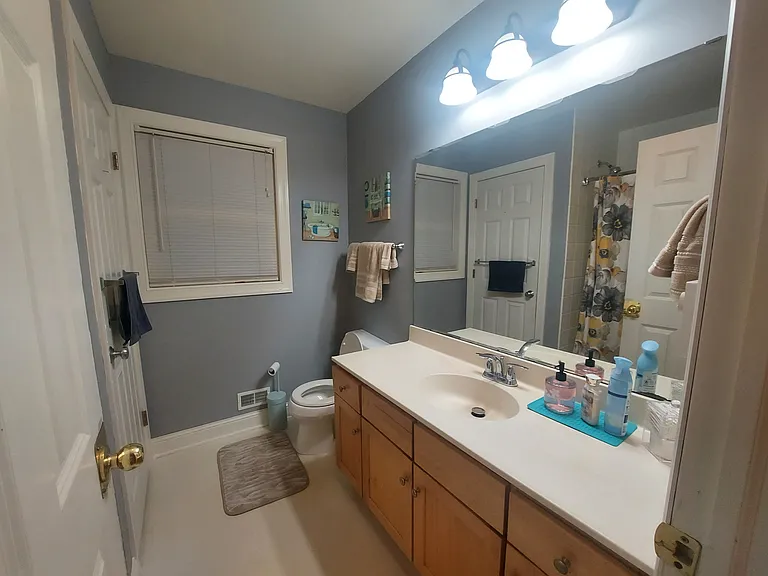 582 State St #1 — Photo 34