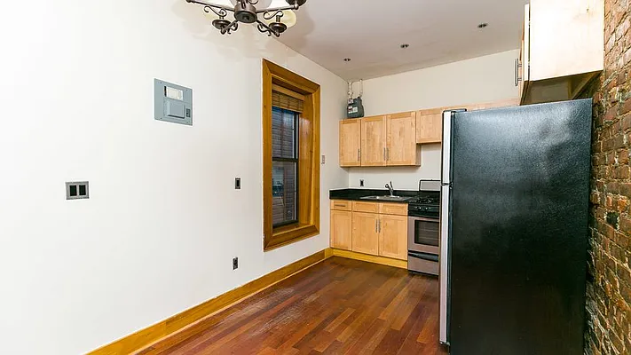 Rented by Nooklyn NYC LLC | media 10