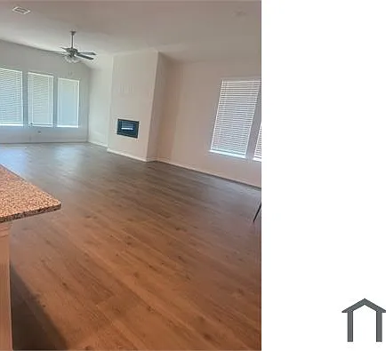 2140 Katharine St — Photo 3