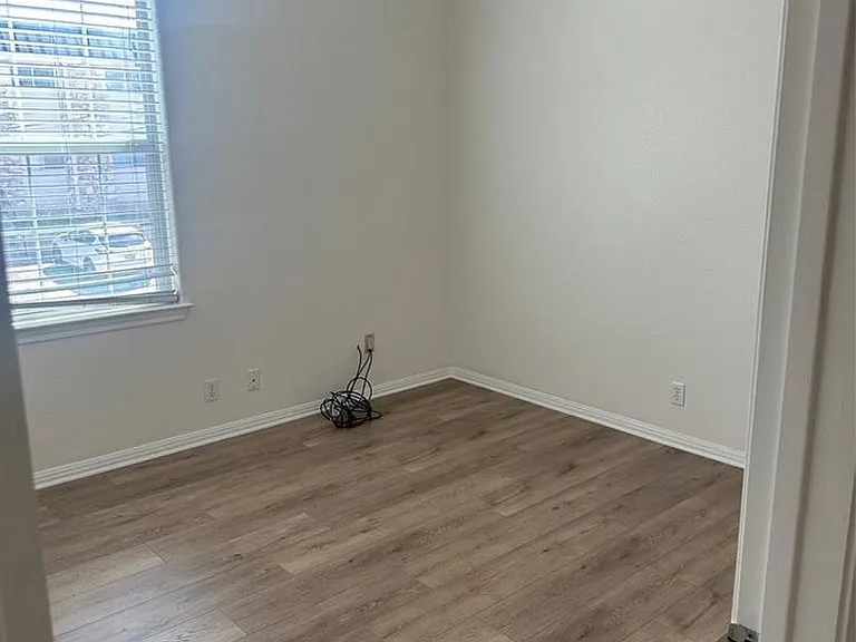 5401 Evans Ave #B — Photo 6