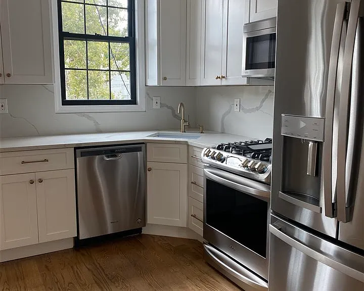 253 Hancock Ave #2 — Photo 25