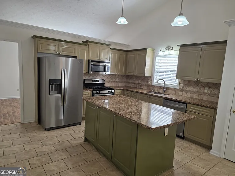 4585 Brook Farms Ct — Photo 7