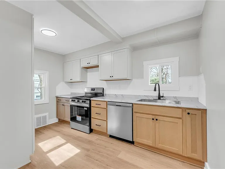 244 Orchard Ave #244 — Photo 2