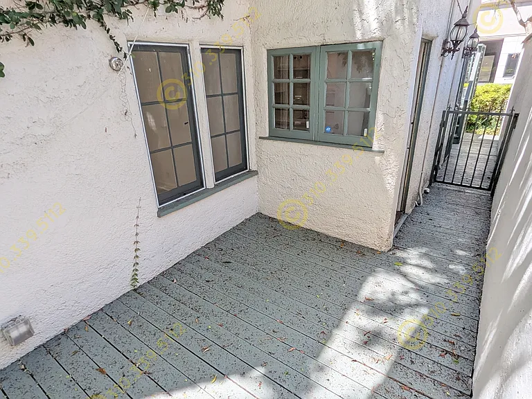 118 S Camden Dr #D — Photo 22