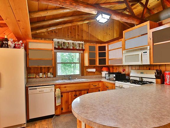 2nd image of 29641 Aspen Ln