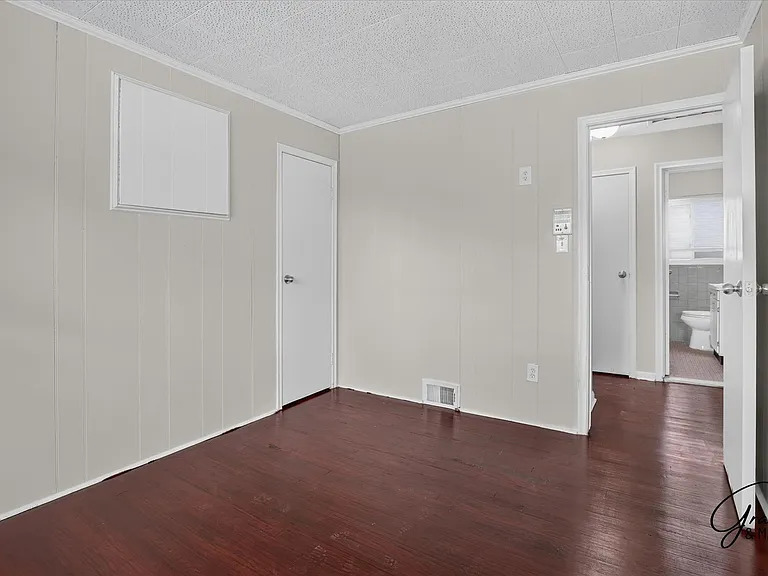 1619 Progress Ave — Photo 21