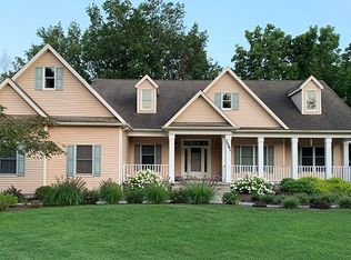 1591 Latta Rd, Rochester, NY 14612