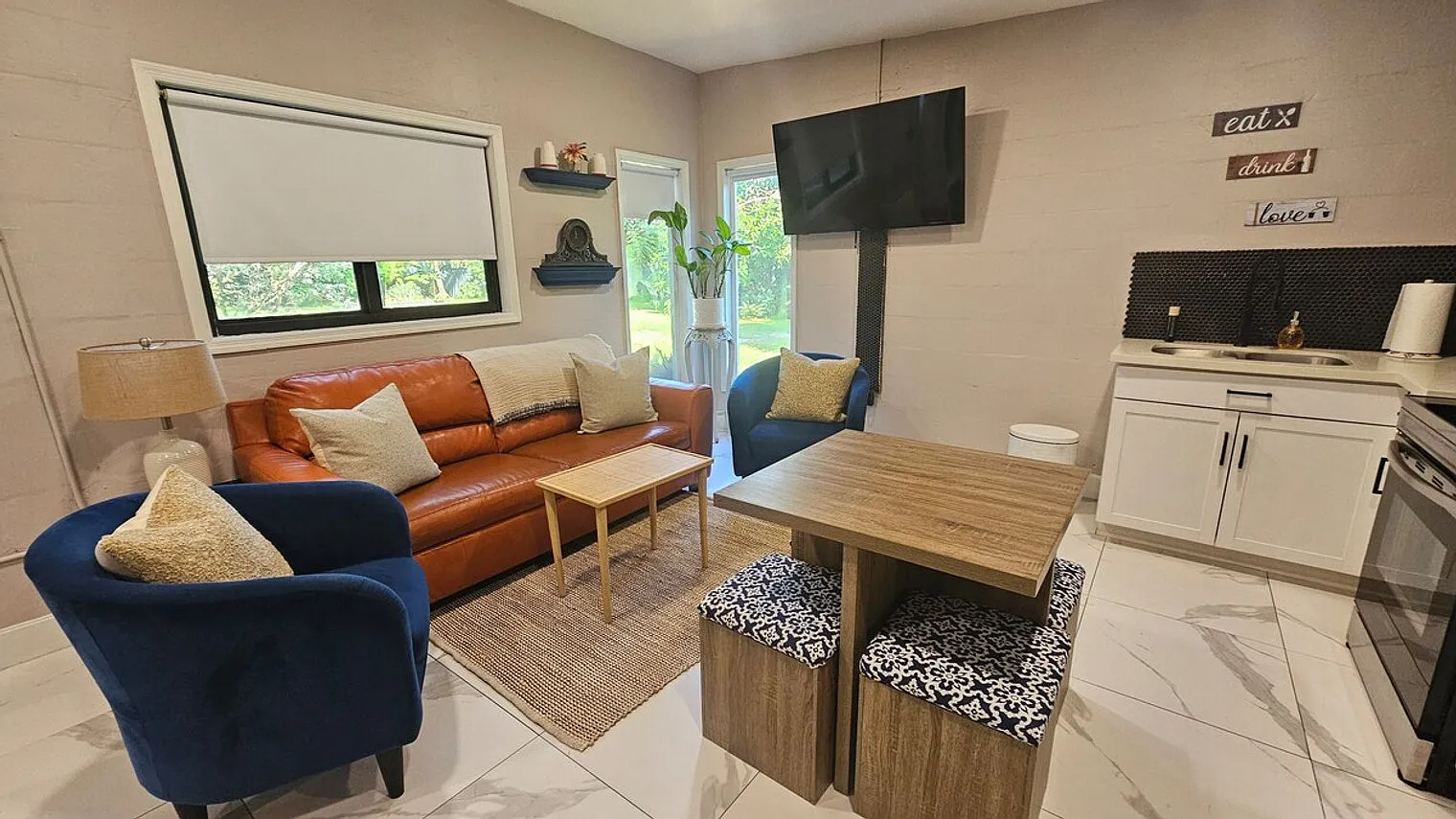 1 bed, 1.0 bath, $2,912 — Photo 4