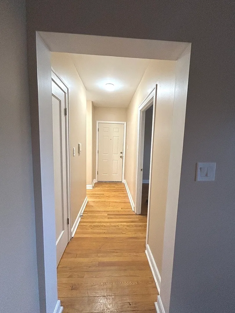 1 bed, 1000 sqft, $1,375 — Photo 4