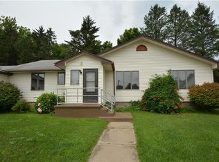 4395 Nine Mile Point Rd, Fairport, NY 14450