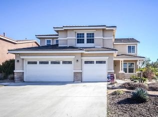 7603 Blue Mist Ct, Fontana, CA 92336