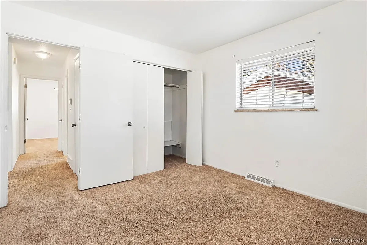Building Photo - 6745 Yarrow St #1-2
