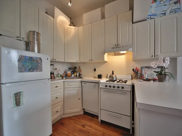 453 7th Avenue image 1 of 4