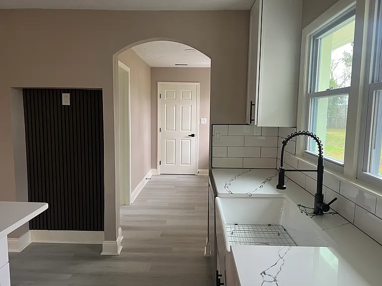 175 Moss Dr — Photo 7
