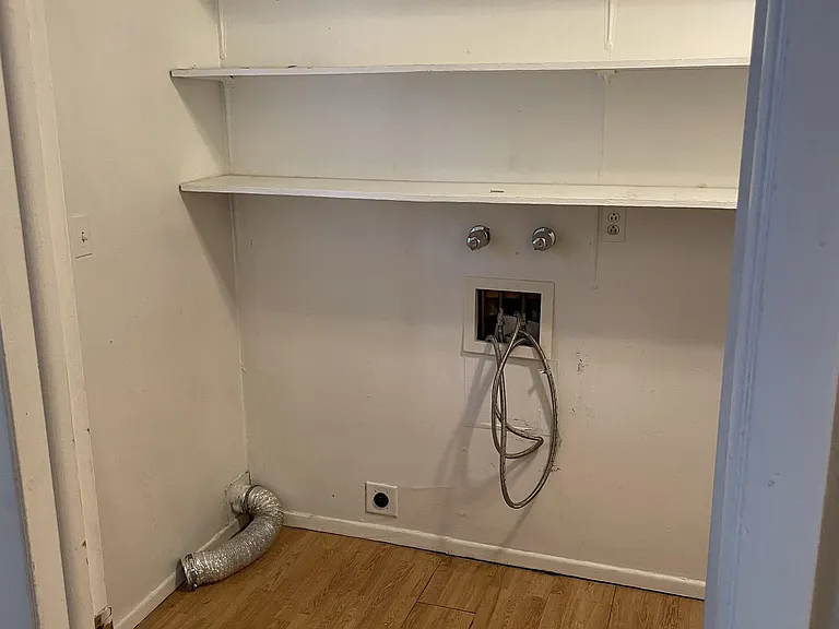 601 N Bryan Ave #1 — Photo 10