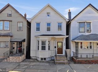 209 Hamilton St, Harrison, NJ 07029