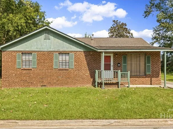 1130 W 49th St, Savannah, GA 31405