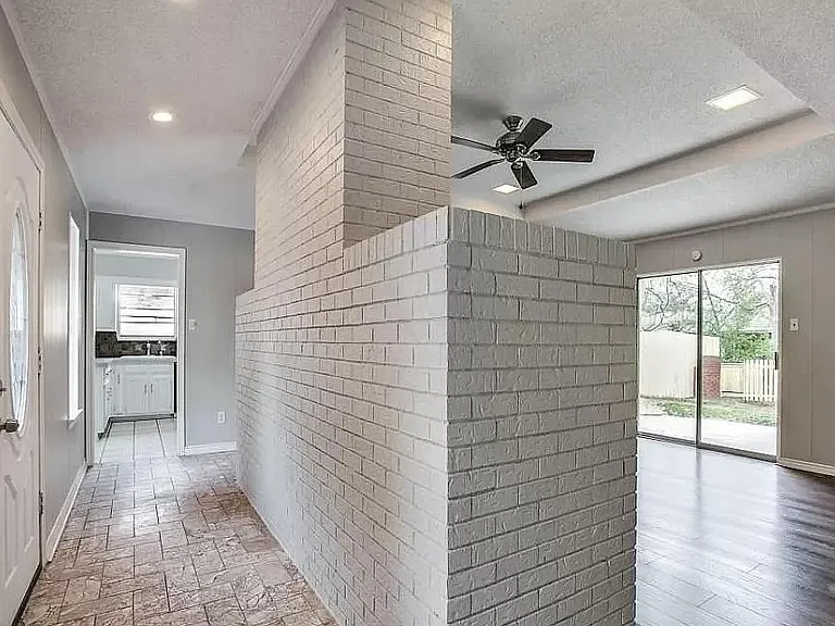 726 Cottonwood Cir — Photo 24