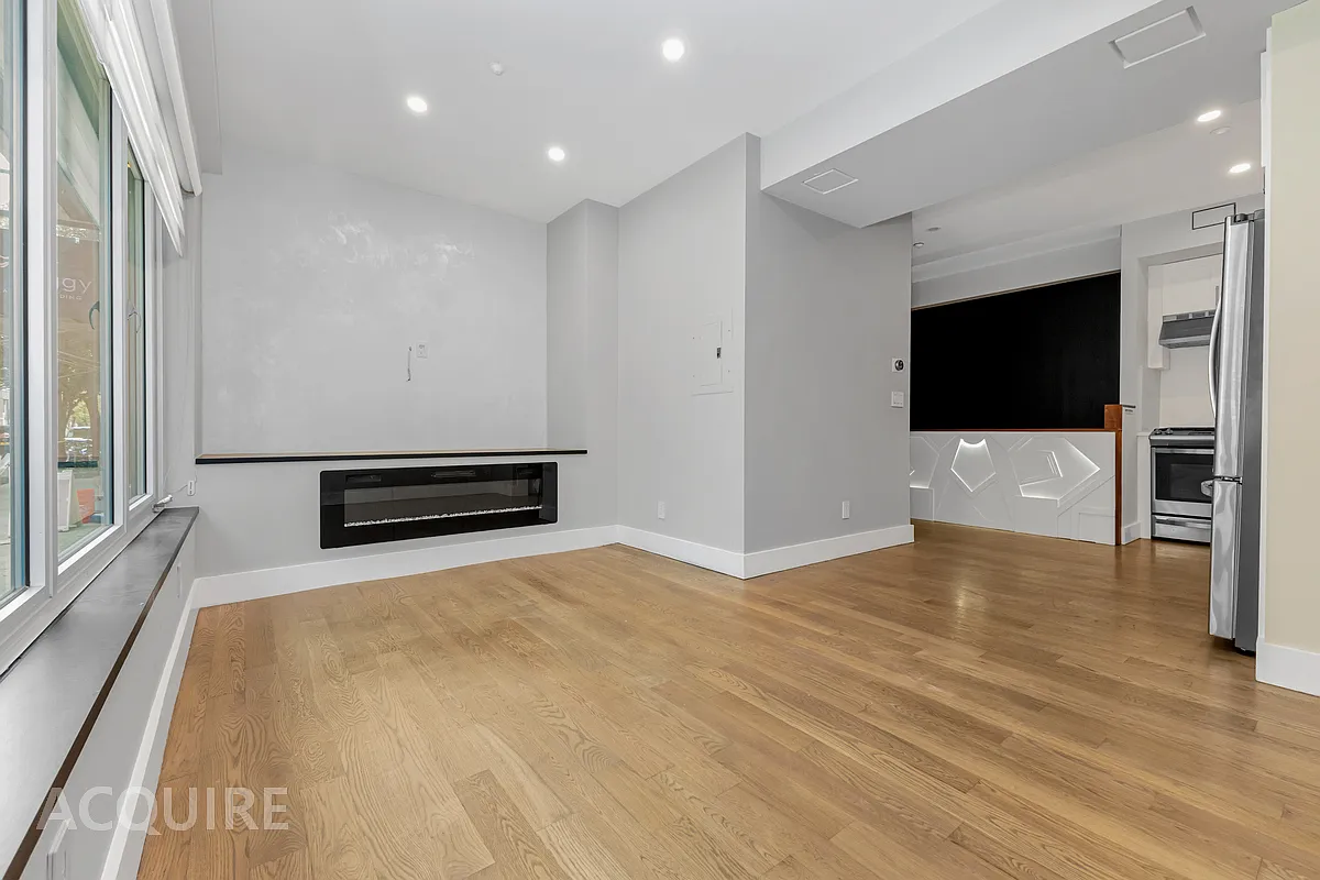 218 North 8th Street — Photo 3