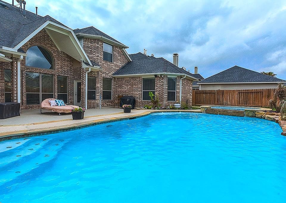 1st image of 28506 Ravens Prairie Dr