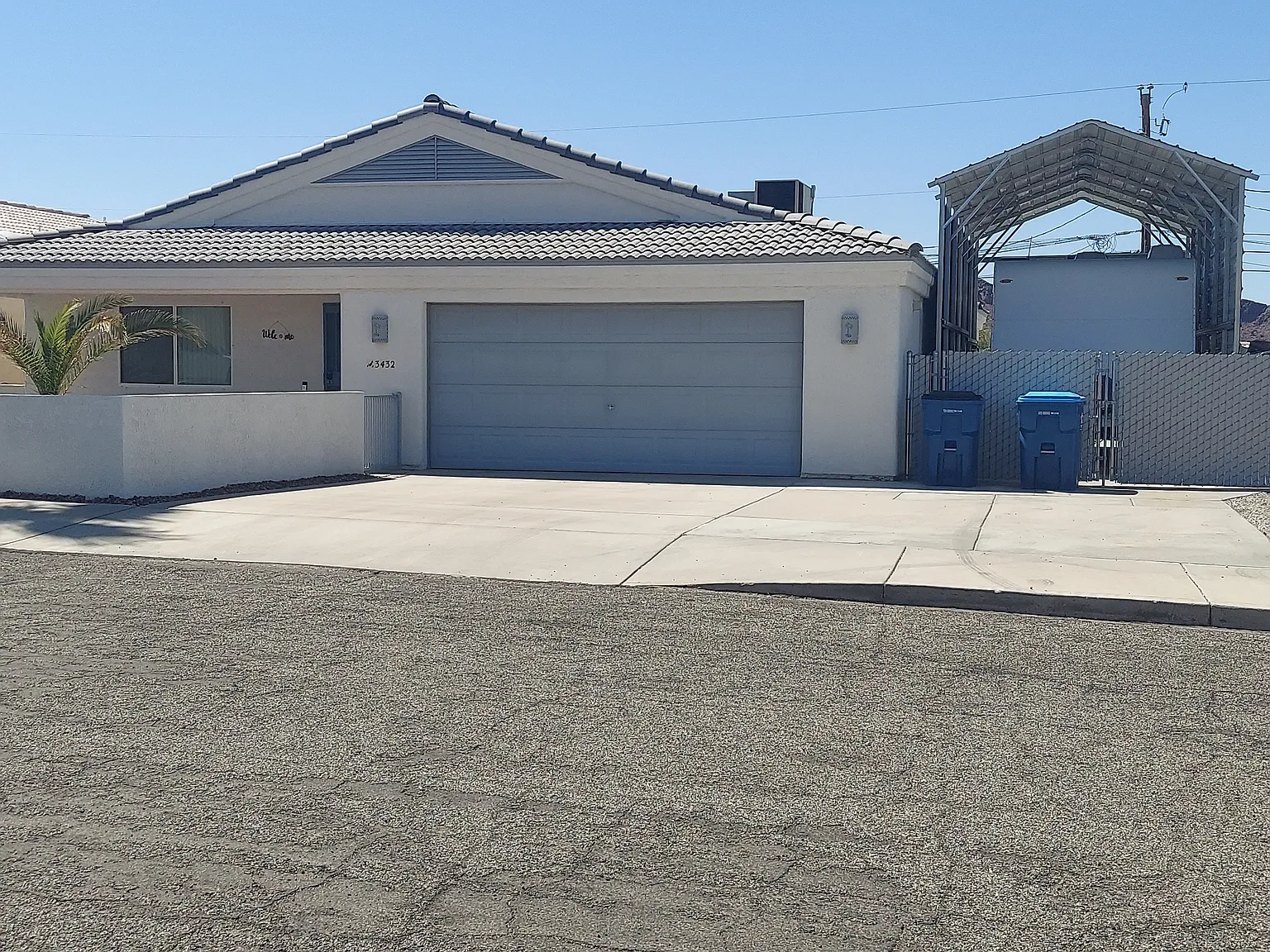 3 bed, 1426 sqft, $2,100 — Photo 2