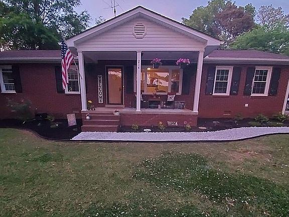 2nd image of 214 Kaye Dr