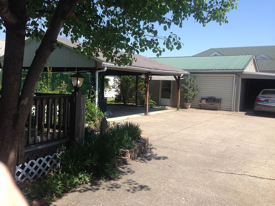 1st image of 631 Triplett St