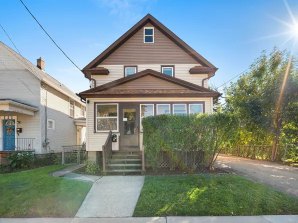 15 E Nevada Ave, Oshkosh, WI 54901