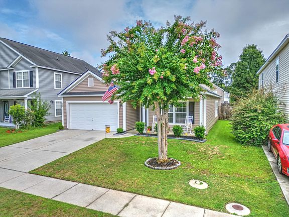 3rd image of 308 Bradley Bend Dr
