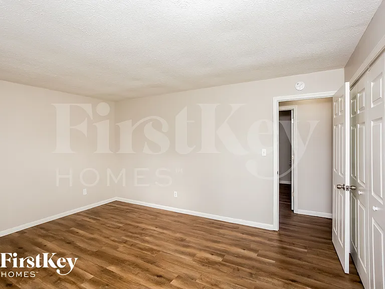 5893 Beau Jardin Dr — Photo 9