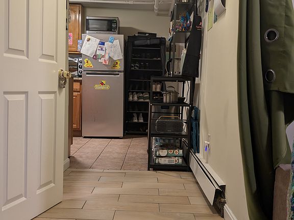 5th image of 2 Hatherly Rd #1