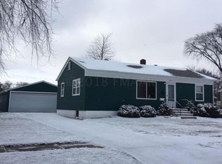 1617 14th St S, Fargo, ND 58103