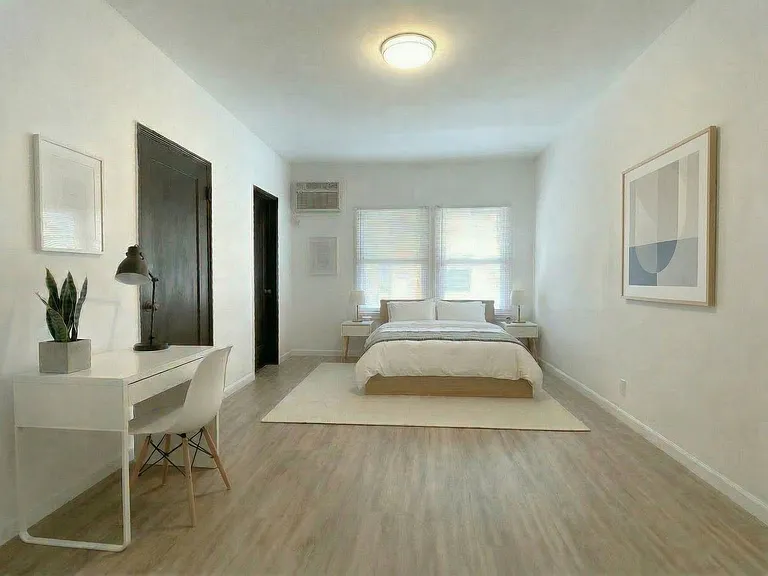 2501 Hearst Ave #204 — Photo 7