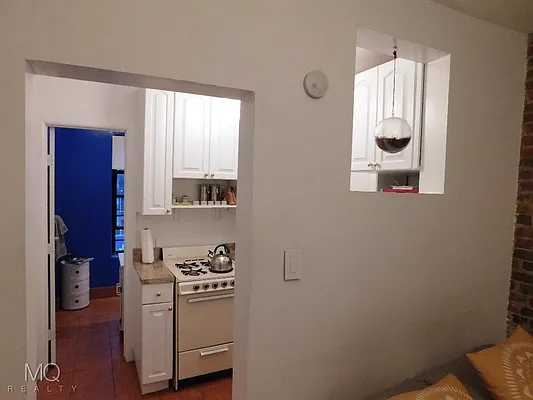 Rented by MQ Realty LLC | media 9