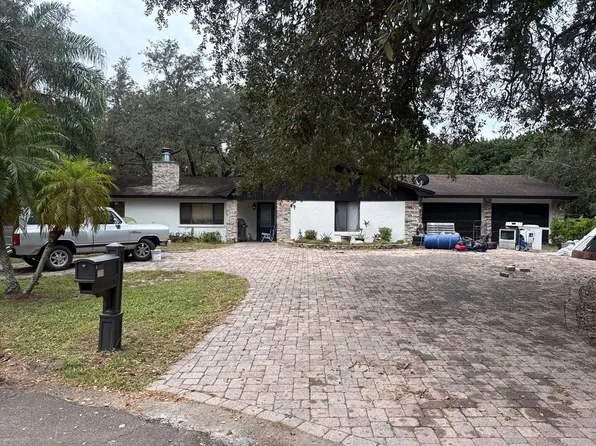 13 Pine Forest Cir, Haines City, FL 33844