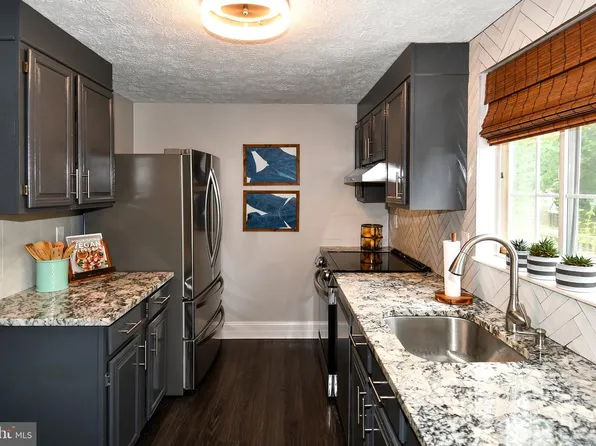 48 Cross Country Ct, Gaithersburg, MD 20879