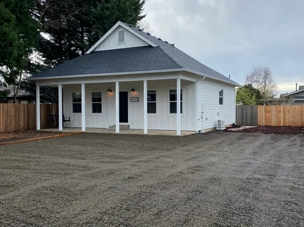 2174 Hollywood Dr NE #A, Salem, OR 97305