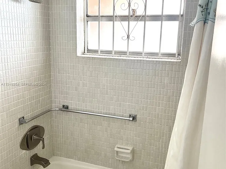 18900 NE 3rd Ct #531 — Photo 13