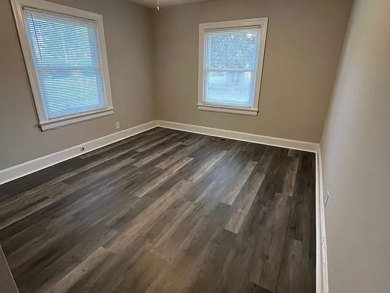 3515 N Roxboro St — Photo 18