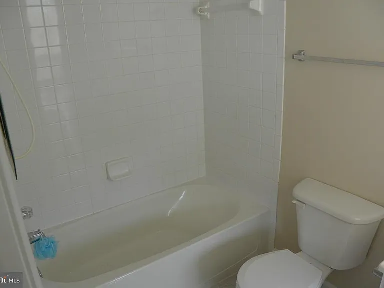 5302 Chieftain Cir — Photo 24