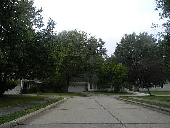 4th image of 4414 Angela Dr