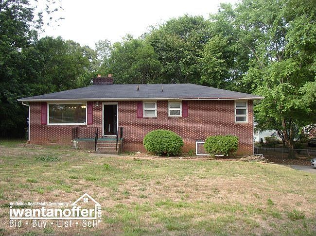 1st image of 115 Brookforest Dr