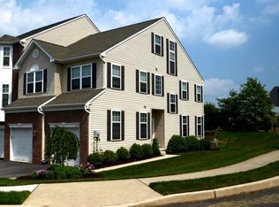 5228 Spring Ridge Dr, Macungie, PA 18062