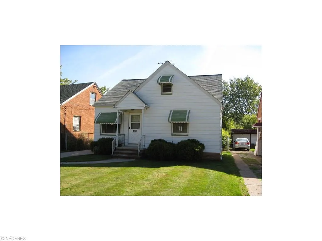 4149 W 140th St photo 1