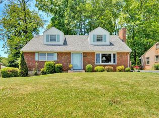 5942 Plantation Rd, Roanoke, VA 24019