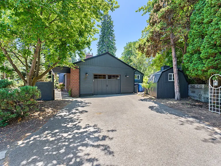 1717 NW Steidl Rd — Photo 40
