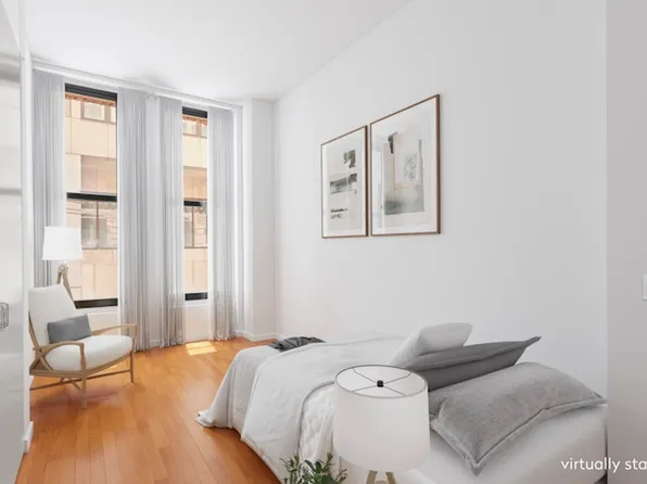 56 Pine Street image 8 of 15