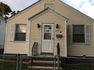 227 Lowell Ave, Providence, RI 02909
