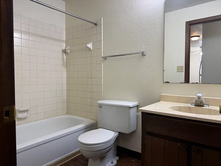 212 9th Ave S #3 — Photo 17